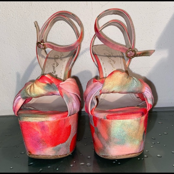 Alice + Olivia Ilisa Watercolor-Print Wedge Sandal Size 38 - Picture 6 of 13